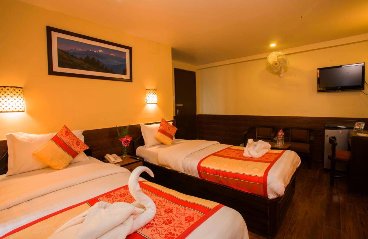 Hotel Trip Pokhara Eksteriør billede
